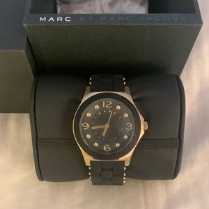 NWOT MARC JACOBS black and gold wristwatch